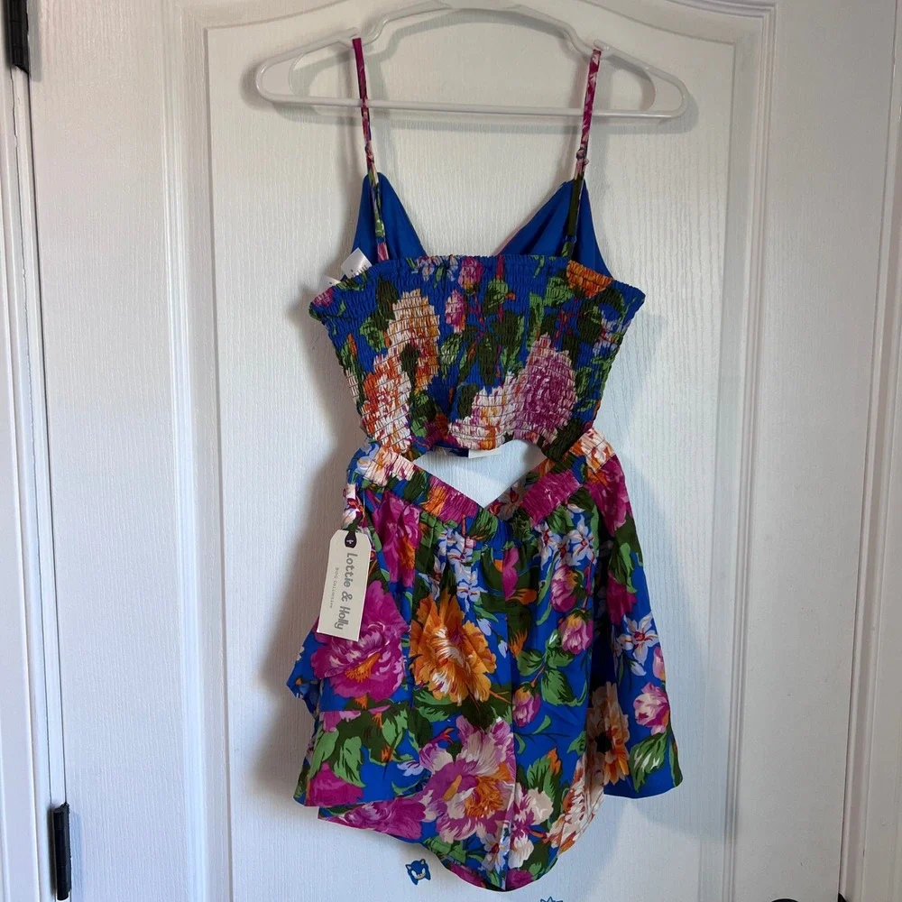 Lottie & Holly Blue Pink Floral 2 Piece Crop Top and Shorts Set Size Medium NEW